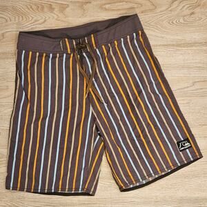 Quiksilver Stripped Board Shorts Mens 32 Summer Swim Vacation